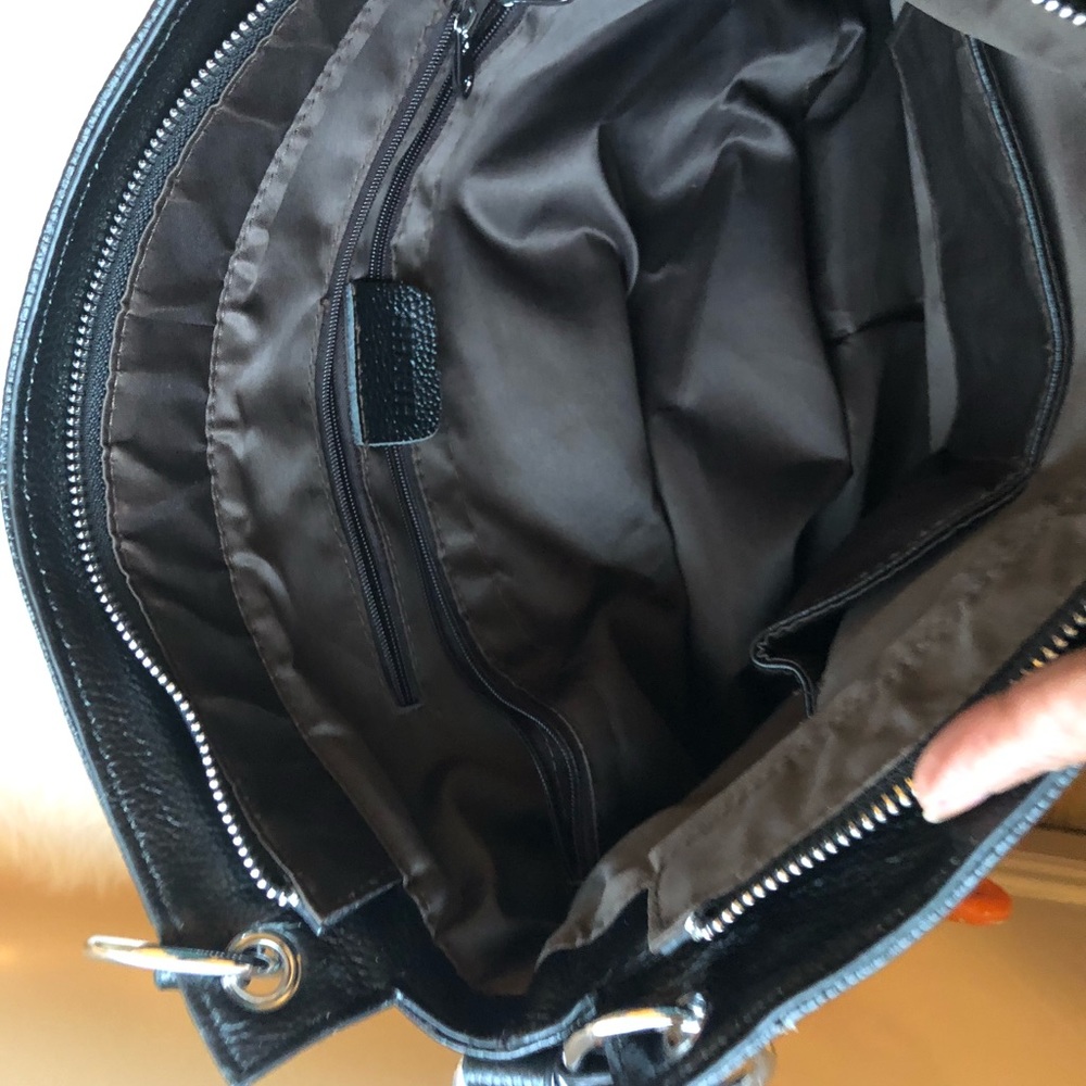 HeShe Handbag - Picture 3 of 6